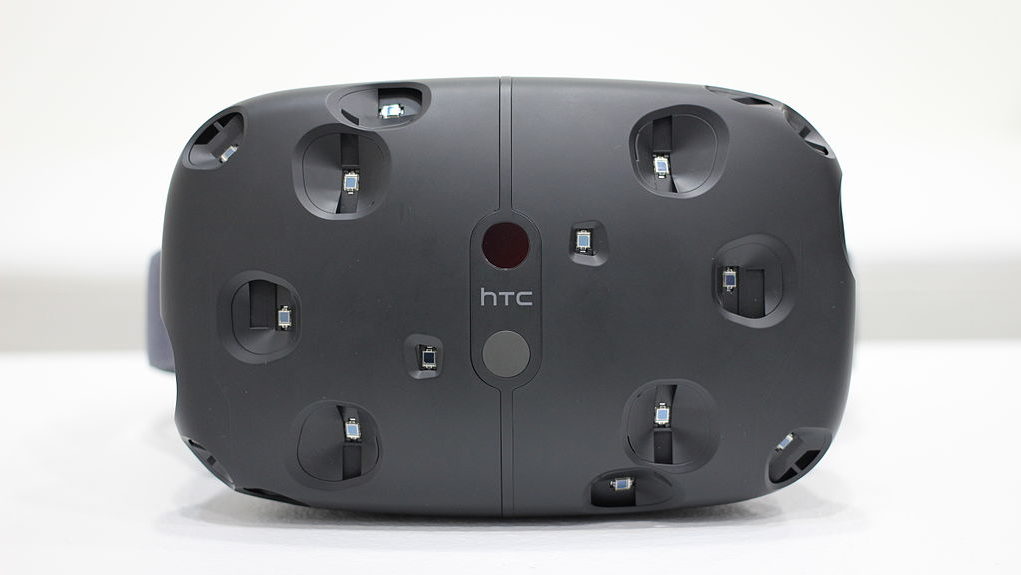 HTC announces Lifeliqe as educational VR partner HTC announces Lifeliqe as educational VR partner