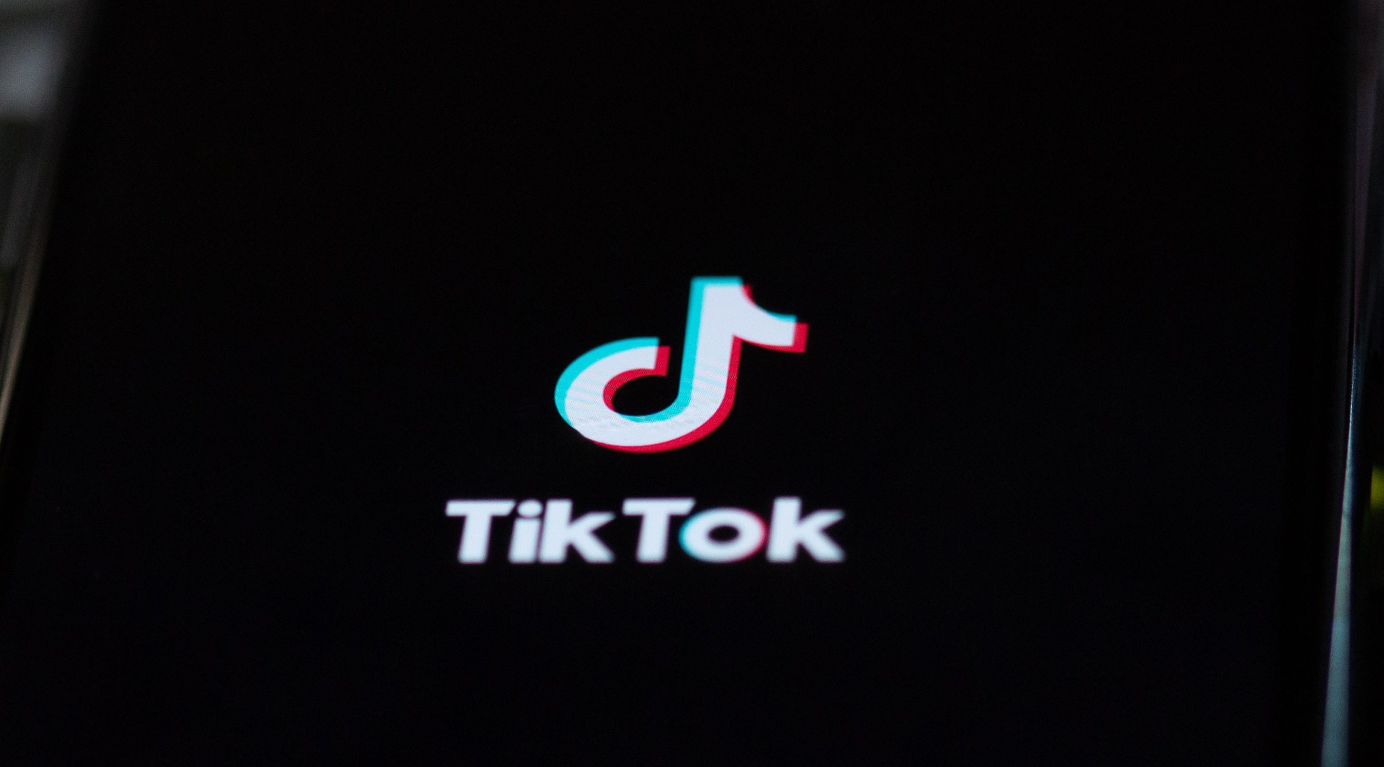 TikTok debuts new tools and technology to label AI content